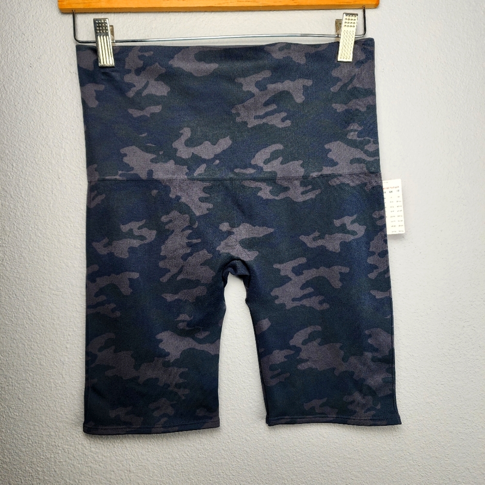 Spanx look at me now bike shorts, XL